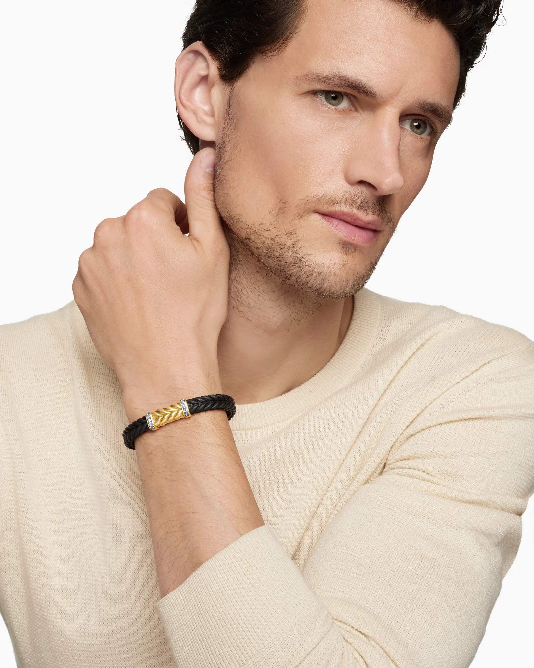 Chevron Bracelet in Black Rubber with 18K Yellow Gold and Diamonds, 9mm 23 Chevron Bracelet in Black Rubber with 18K Yellow Gold and Diamonds, 9mm