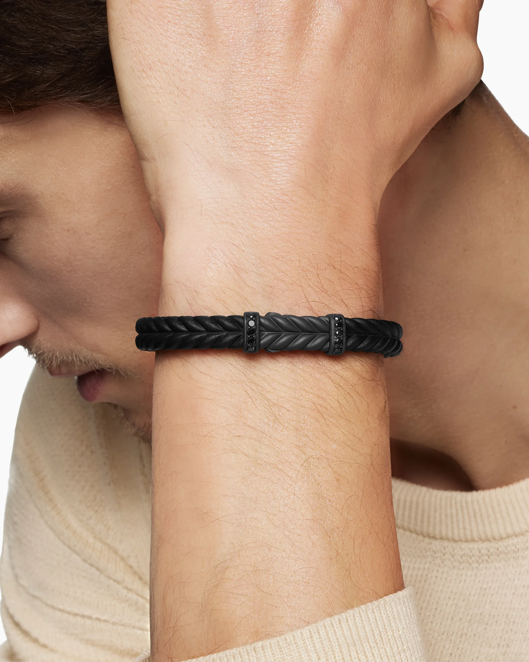 Chevron Bracelet in Black Rubber with 18K Yellow Gold and Diamonds, 9mm 41 Chevron Bracelet in Black Rubber with 18K Yellow Gold and Diamonds, 9mm