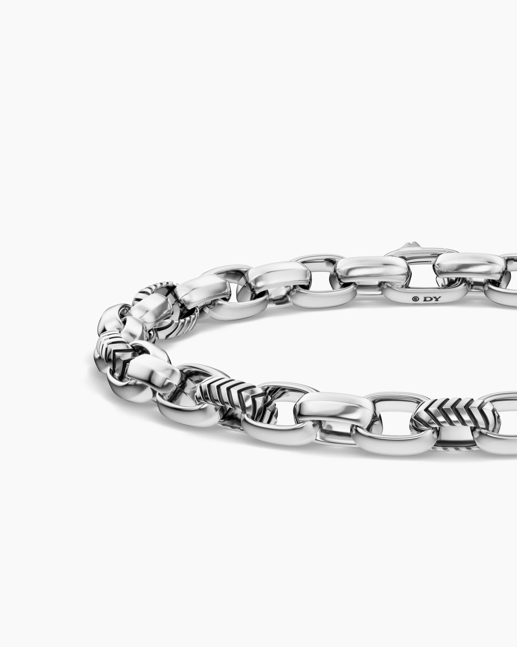 Chevron Oval Link Bracelet in Sterling Silver, 7mm 5 Chevron Oval Link Bracelet in Sterling Silver, 7mm