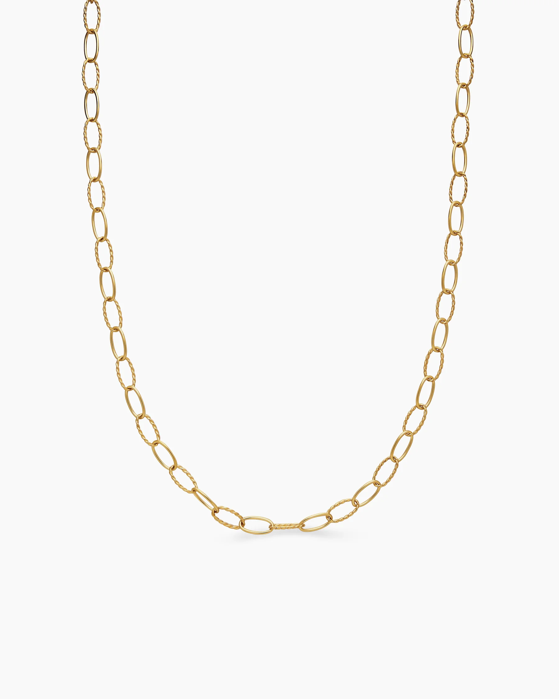 Elongated Oval Link Necklace in 18K Yellow Gold, 6mm