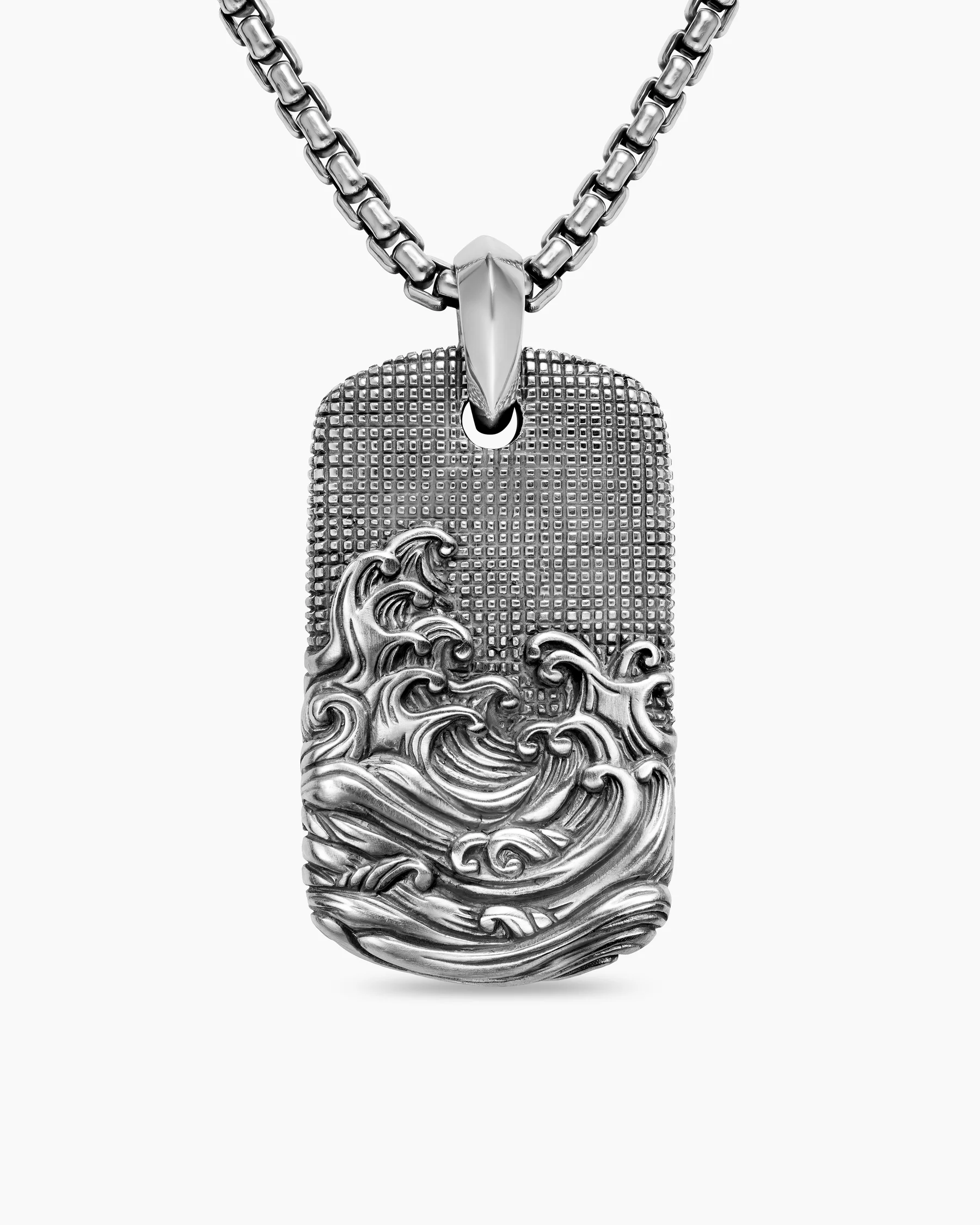 Waves Tag in Sterling Silver with 18K Yellow Gold and Black Diamonds, 35mm 21 Waves Tag in Sterling Silver with 18K Yellow Gold and Black Diamonds, 35mm