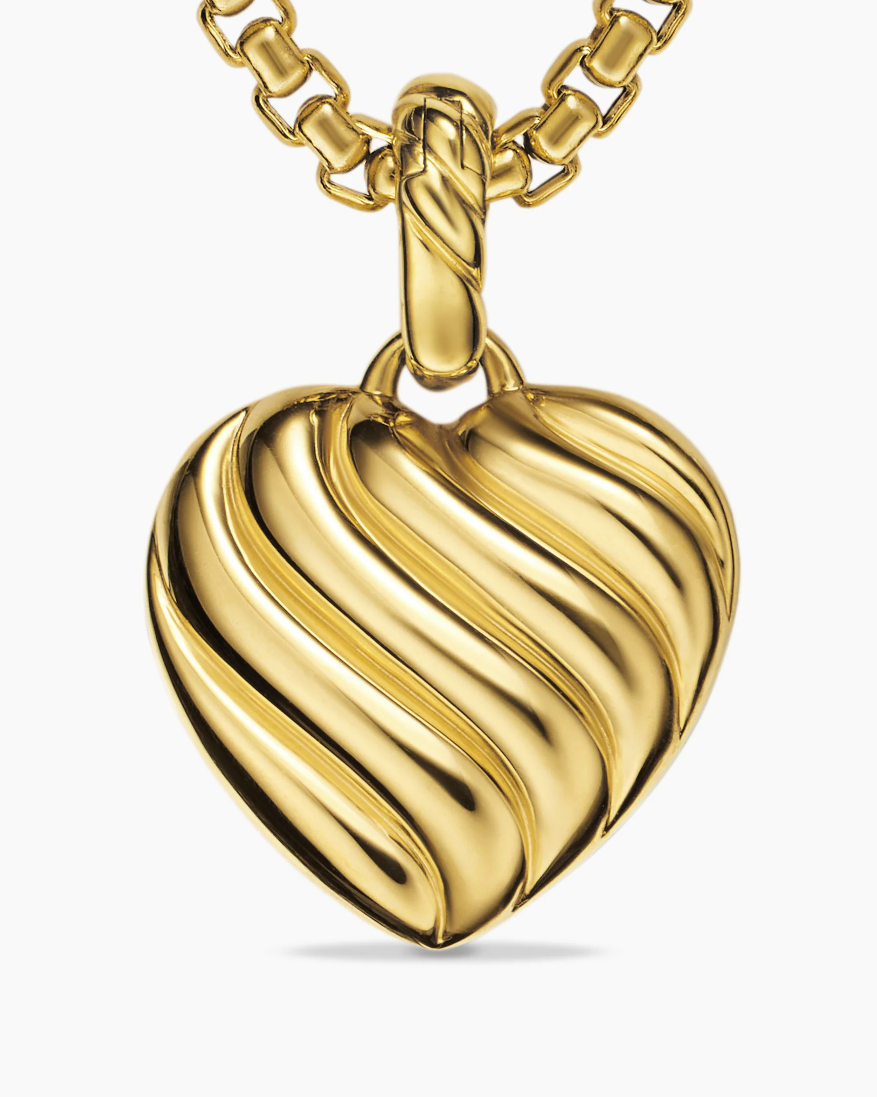 Puffy Heart Amulet in 18K Yellow Gold with Diamonds, 17mm 6 Puffy Heart Amulet in 18K Yellow Gold with Diamonds, 17mm