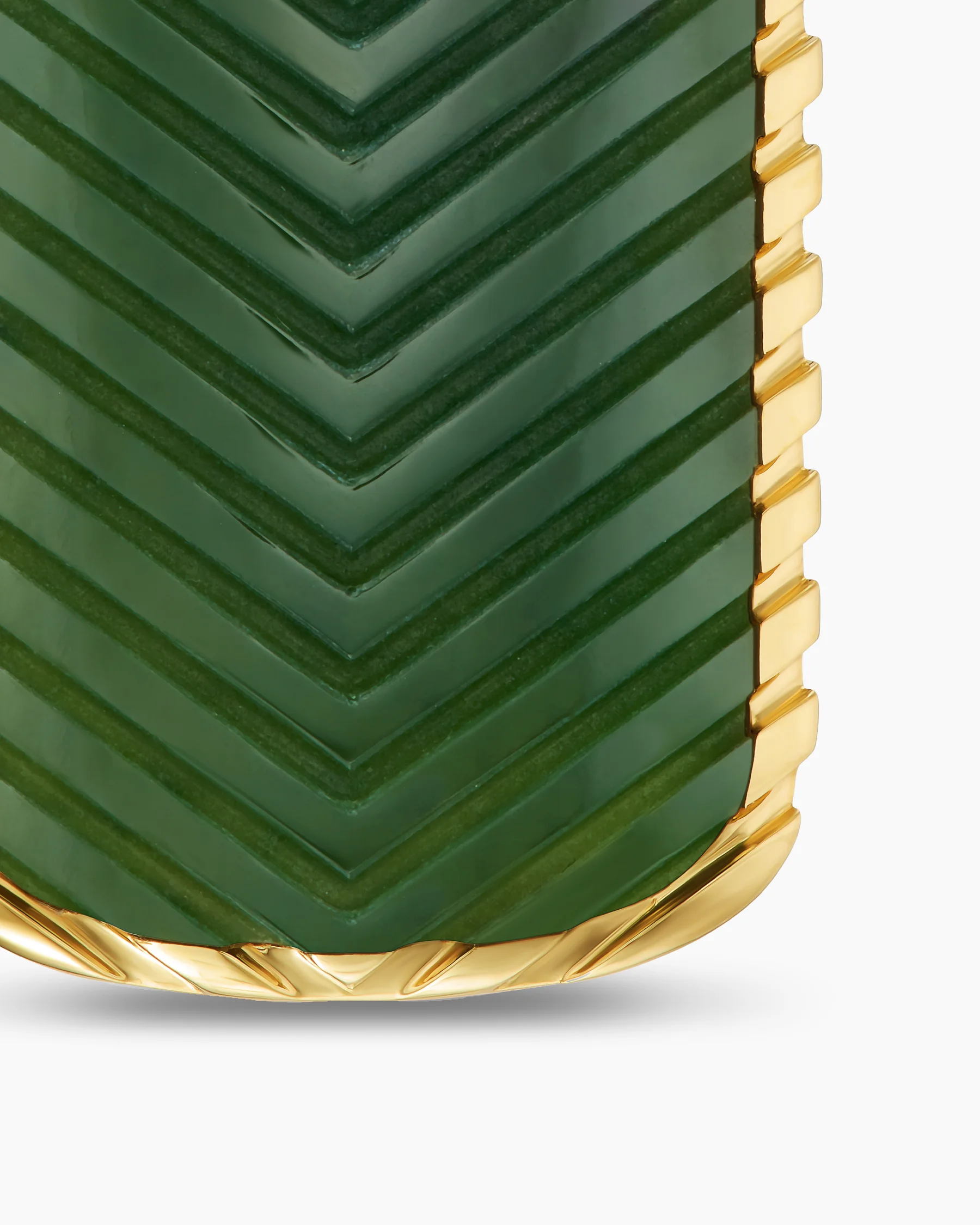 Chevron Tag in 18K Yellow Gold with Diamonds, 34mm 29 Chevron Tag in 18K Yellow Gold with Diamonds, 34mm