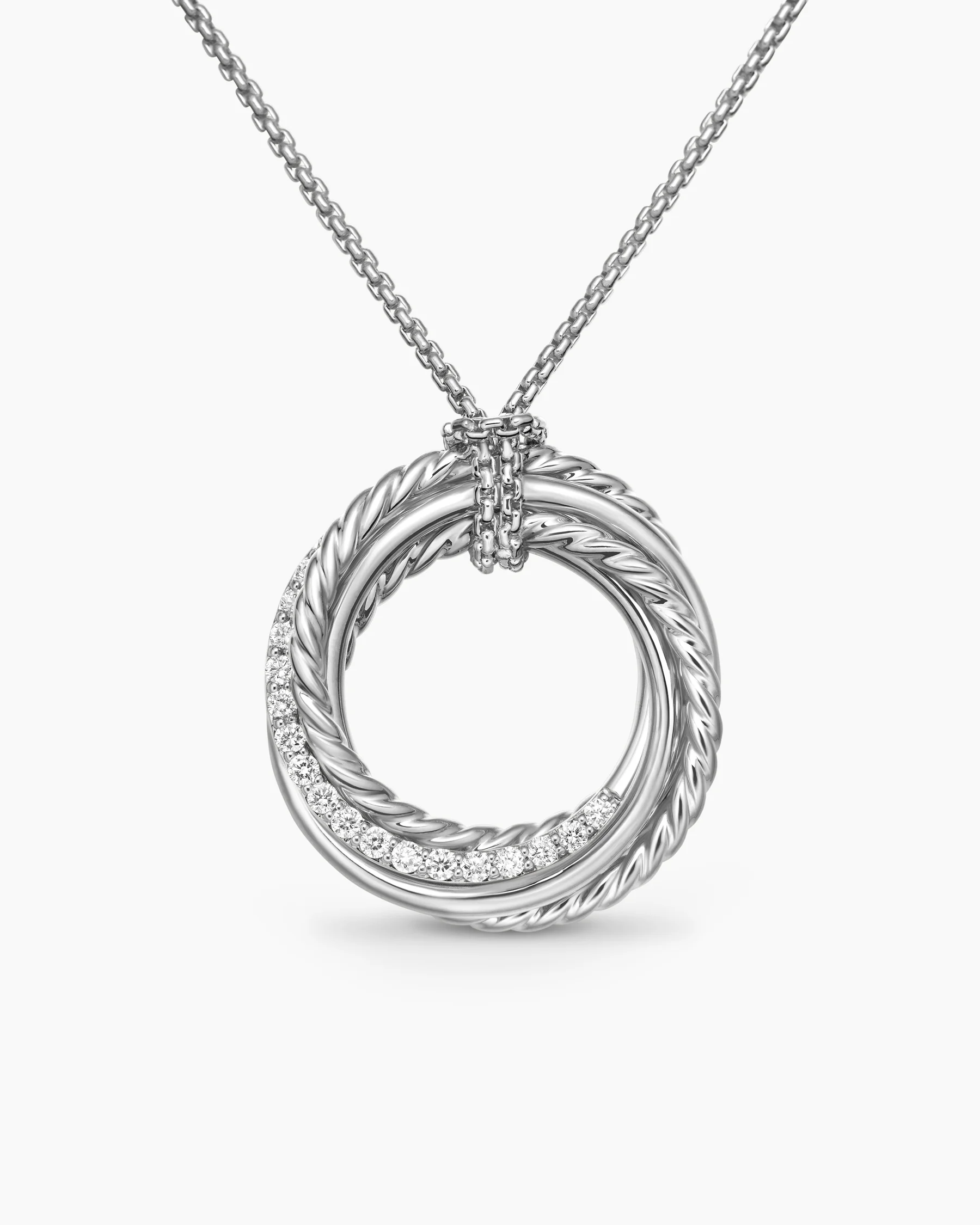 Crossover Pendant Necklace in 18K Yellow Gold with Diamonds, 21mm