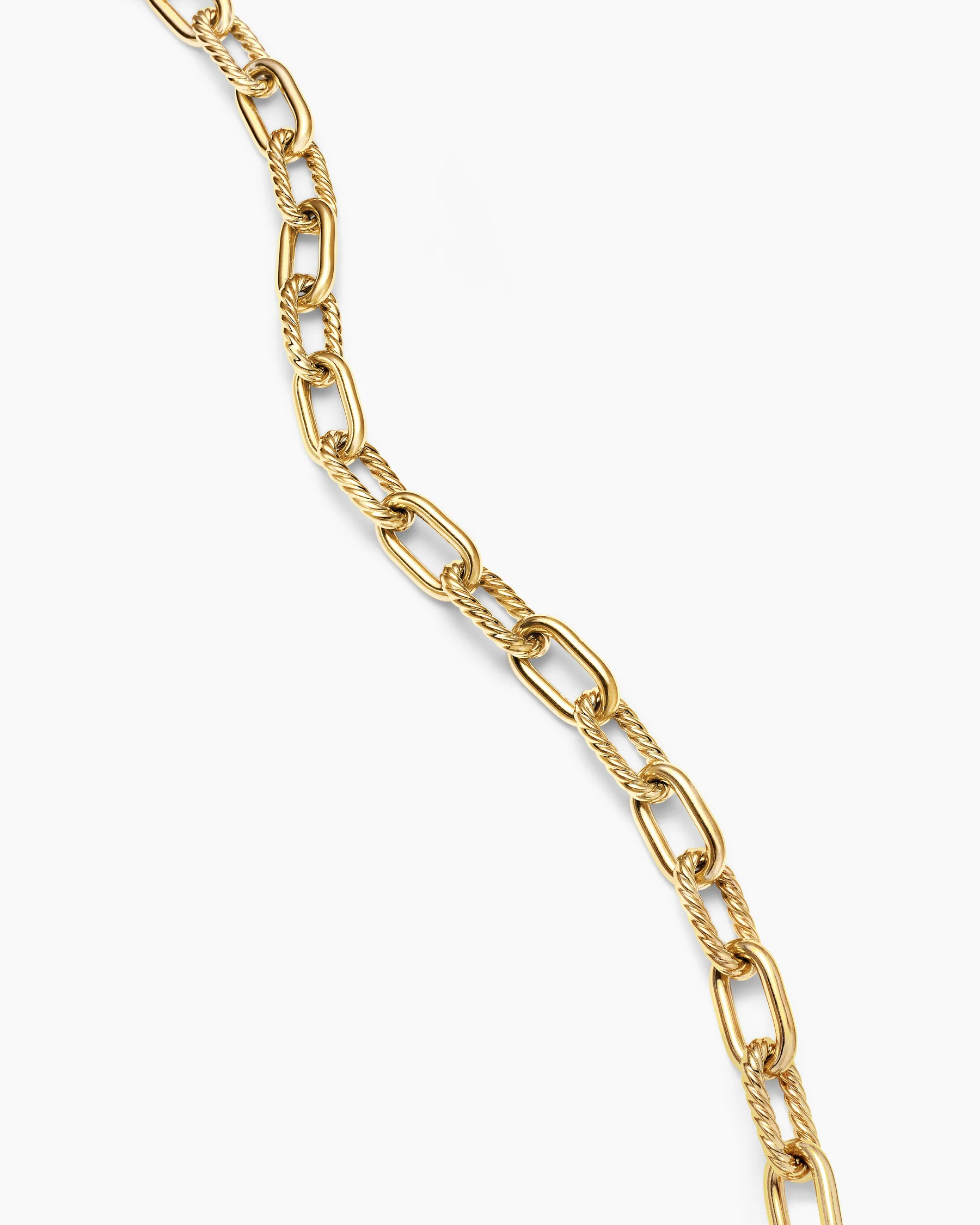 DY Madison® Toggle Chain Necklace in 18K Yellow Gold, 11mm 4 DY Madison® Toggle Chain Necklace in 18K Yellow Gold, 11mm
