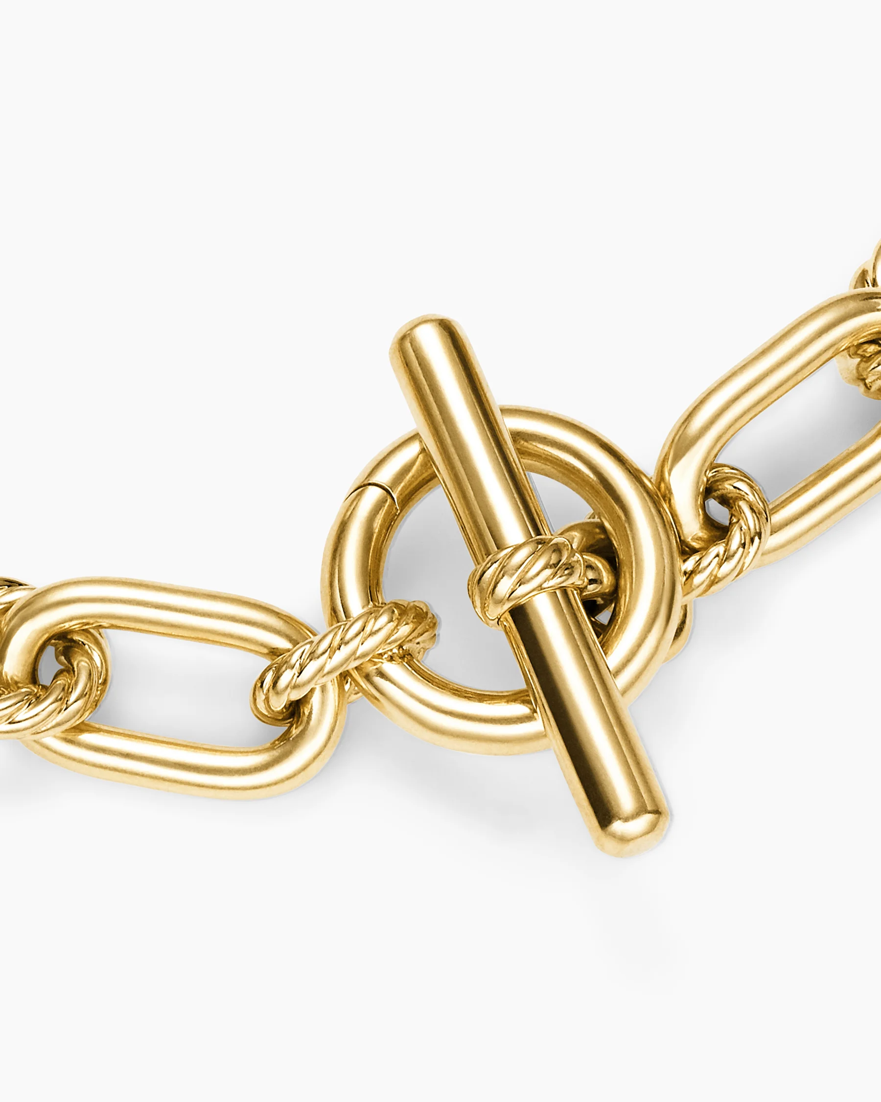 DY Madison® Toggle Chain Necklace in 18K Yellow Gold, 11mm 5 DY Madison® Toggle Chain Necklace in 18K Yellow Gold, 11mm
