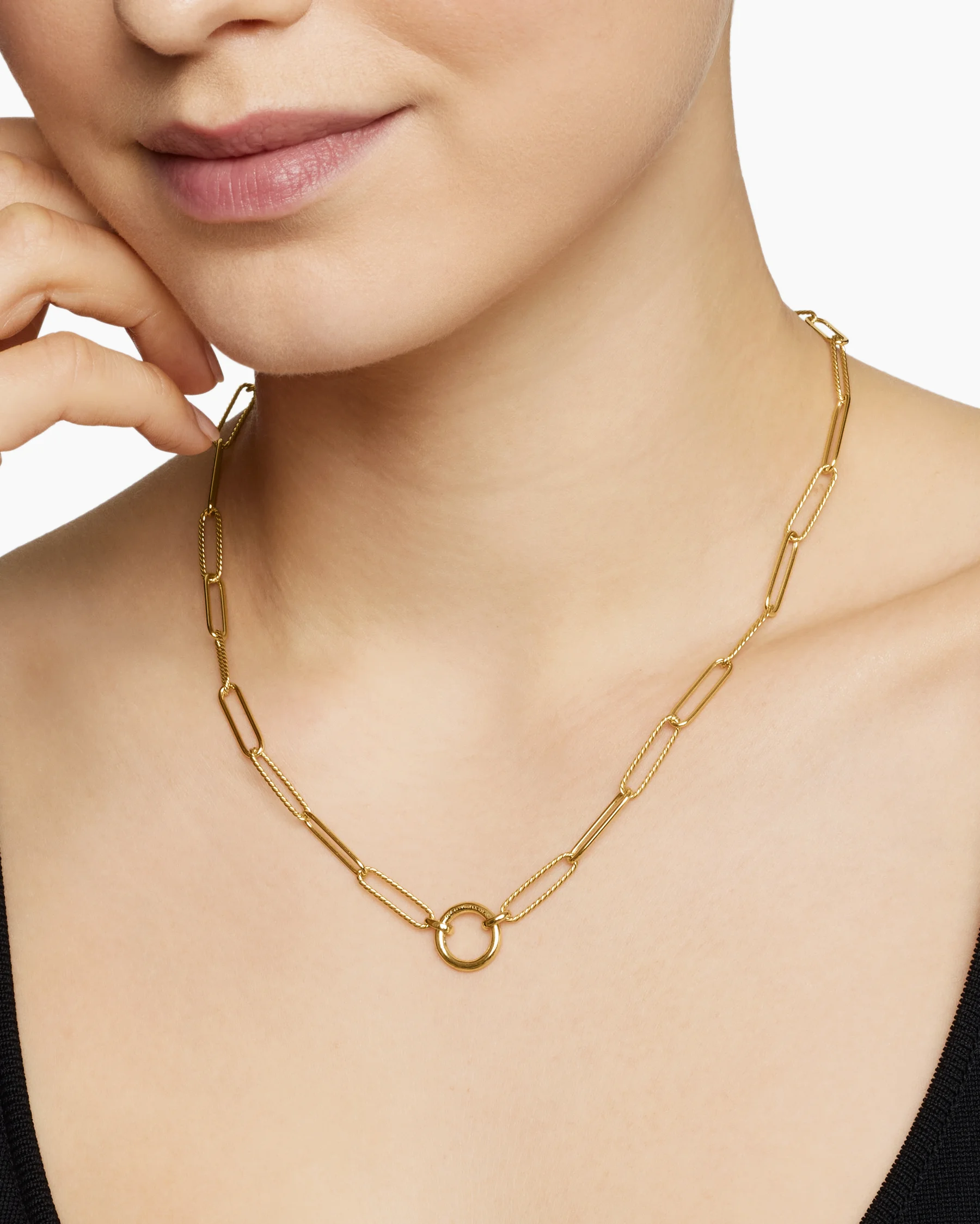 DY Madison® Elongated Chain Necklace in 18K Yellow Gold, 5mm 6 DY Madison® Elongated Chain Necklace in 18K Yellow Gold, 5mm