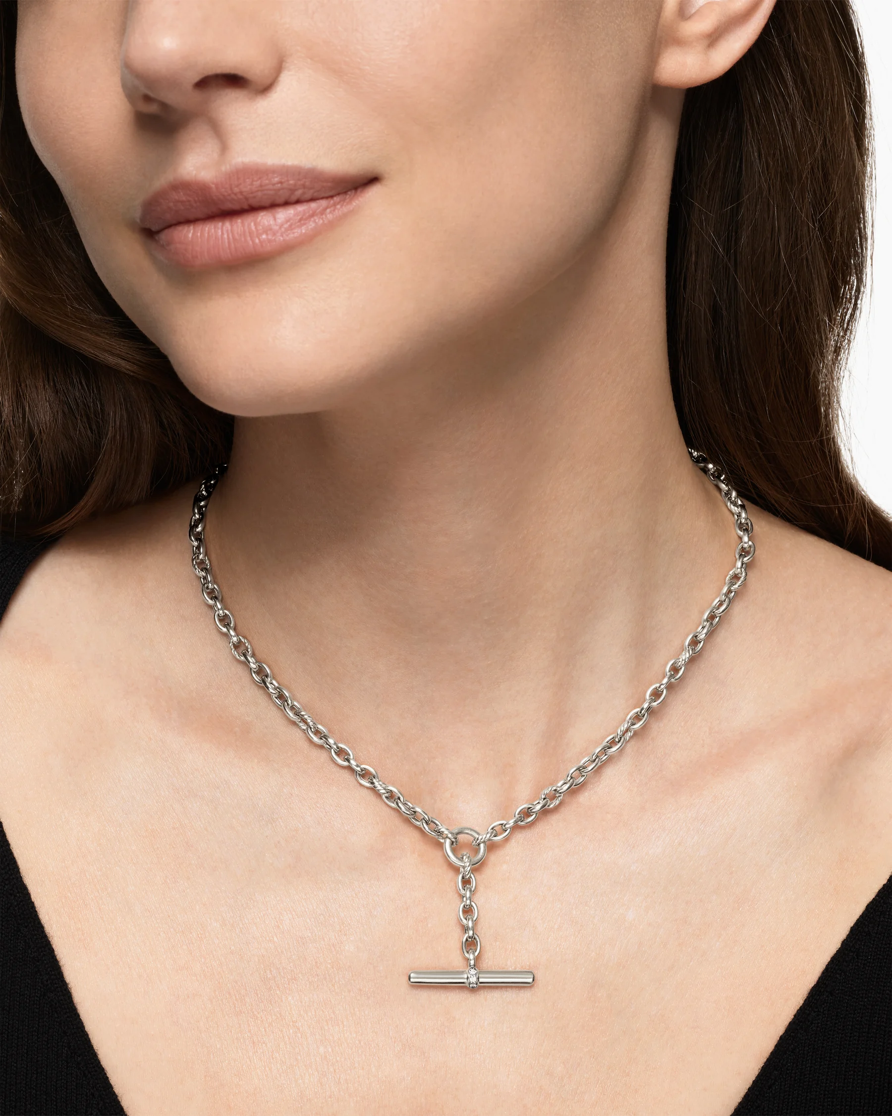 DY Mercer® Petite Toggle Chain Necklace in Sterling Silver with 18K Yellow Gold and Diamonds, 4.5mm 7 DY Mercer® Petite Toggle Chain Necklace in Sterling Silver with 18K Yellow Gold and Diamonds, 4.5mm