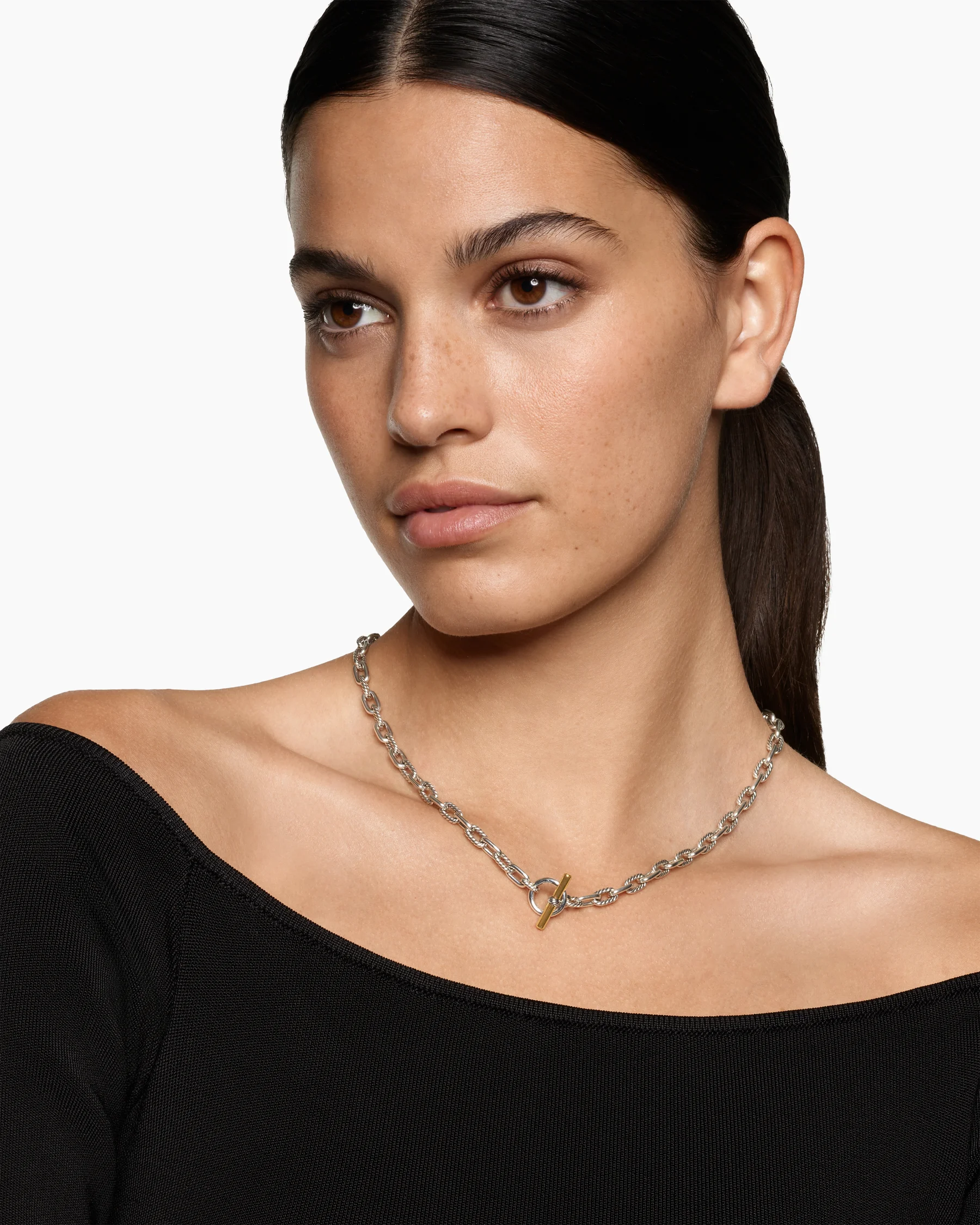 DY Madison® Toggle Chain Necklace in 18K Yellow Gold, 5.5mm 2 DY Madison® Toggle Chain Necklace in 18K Yellow Gold, 5.5mm