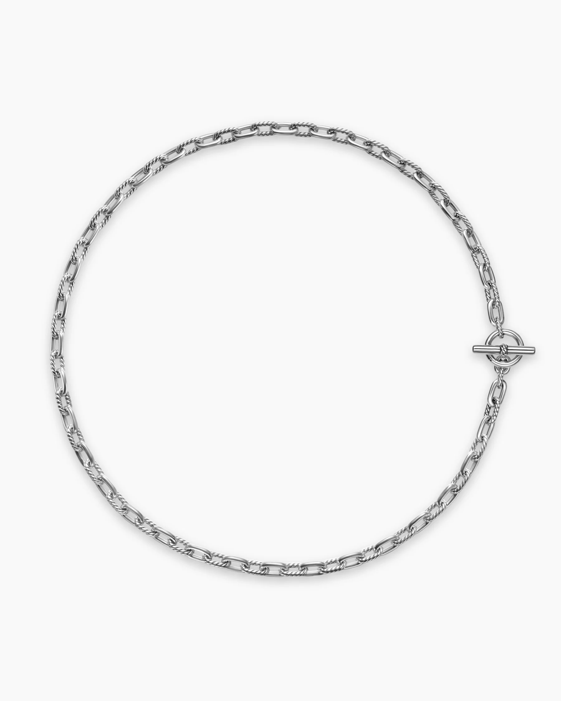 DY Madison® Toggle Chain Necklace in 18K Yellow Gold, 5.5mm 7 DY Madison® Toggle Chain Necklace in 18K Yellow Gold, 5.5mm