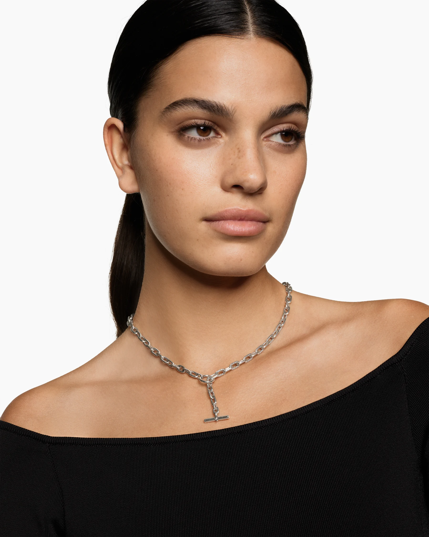 DY Madison® Toggle Chain Necklace in 18K Yellow Gold, 5.5mm 8 DY Madison® Toggle Chain Necklace in 18K Yellow Gold, 5.5mm