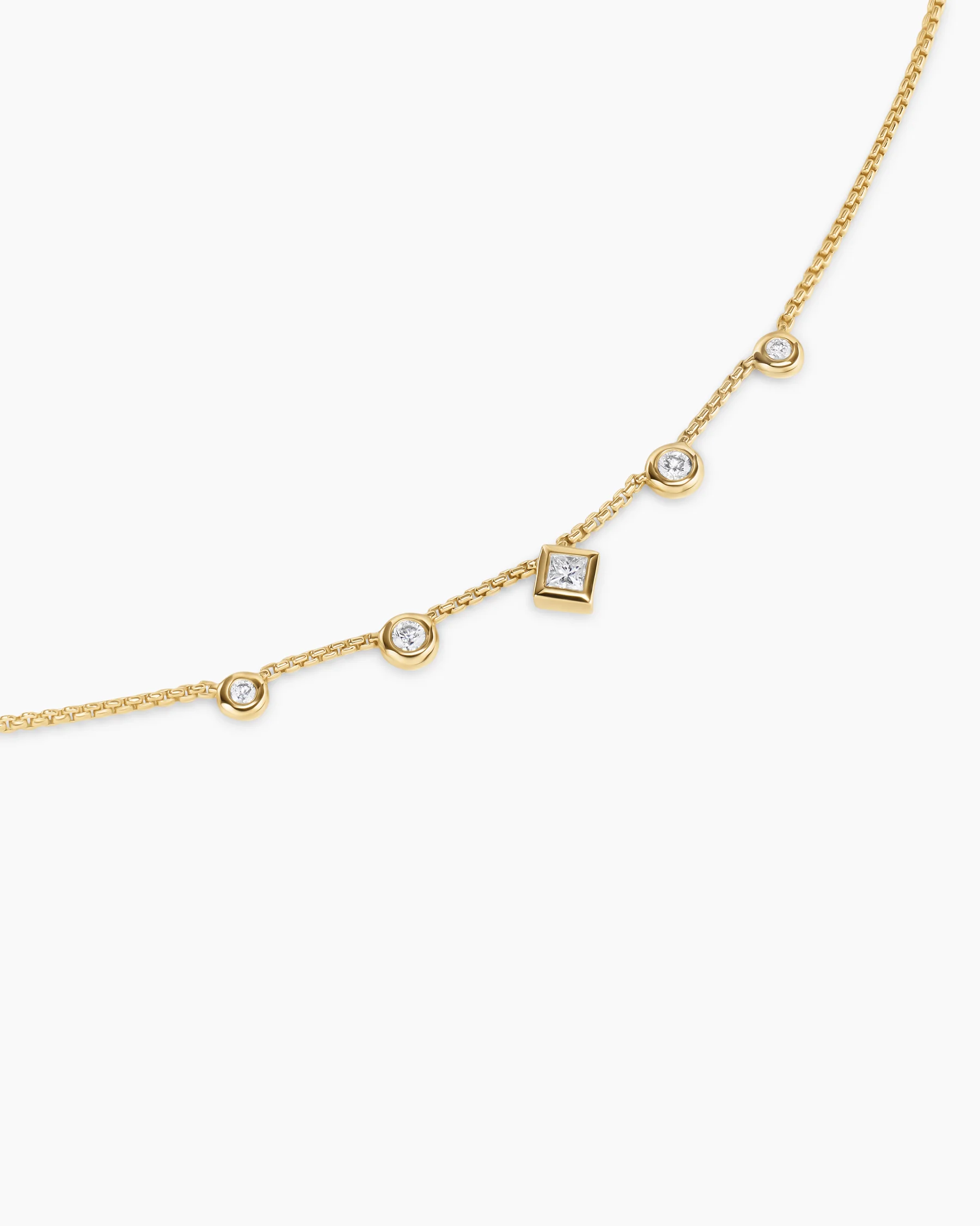 Petite Modern Renaissance® Station Chain Necklace in 18K Yellow Gold with Diamonds, 3.4mm 5 Petite Modern Renaissance® Station Chain Necklace in 18K Yellow Gold with Diamonds, 3.4mm