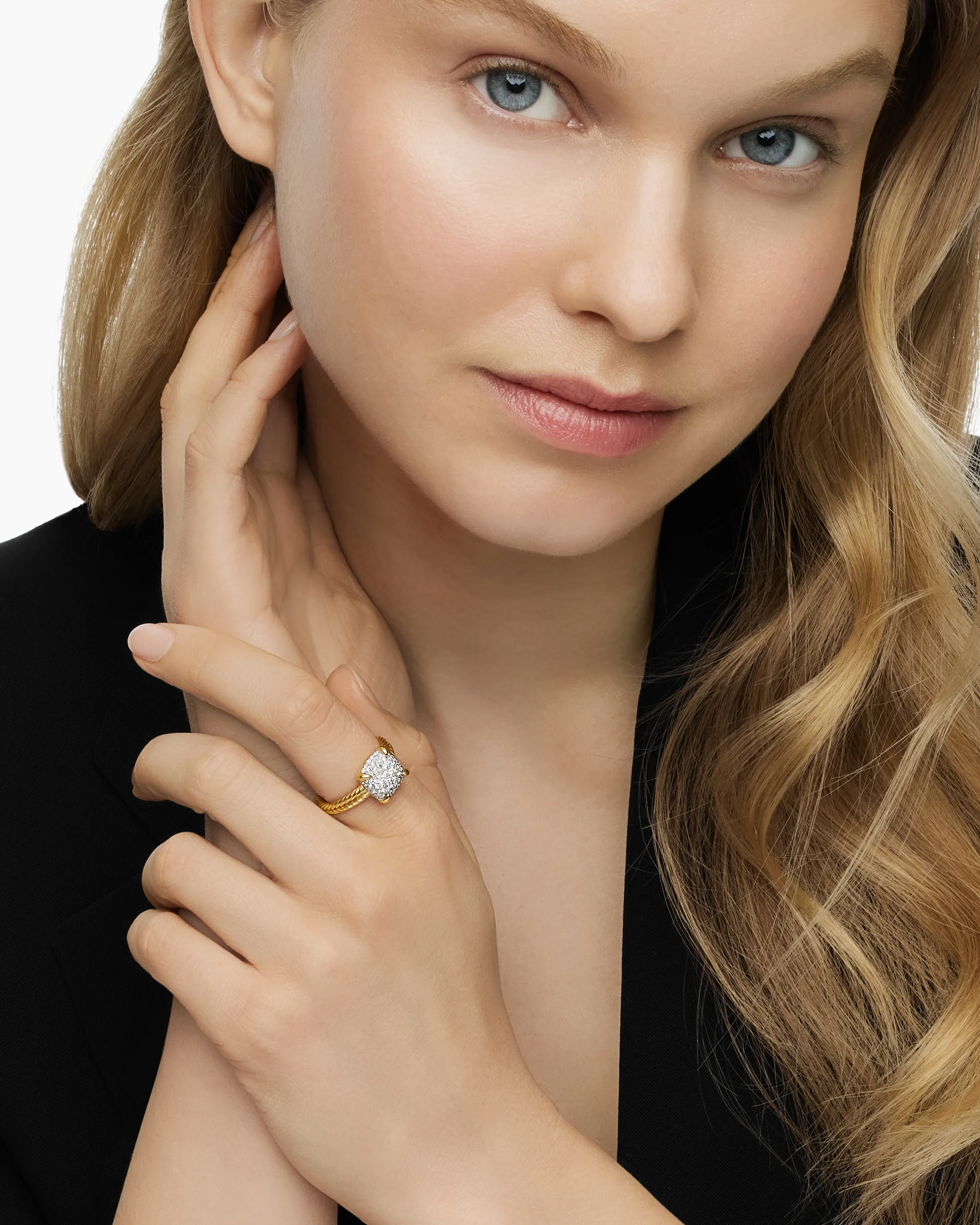 Chatelaine® Ring in 18K Yellow Gold with Pavé Diamonds, 11mm 7 Chatelaine® Ring in 18K Yellow Gold with Pavé Diamonds, 11mm