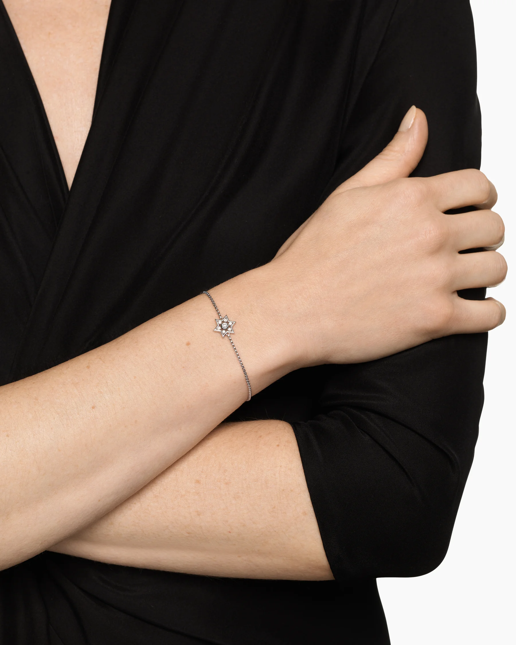 Star of David Station Bracelet in Sterling Silver with Diamonds, 12mm