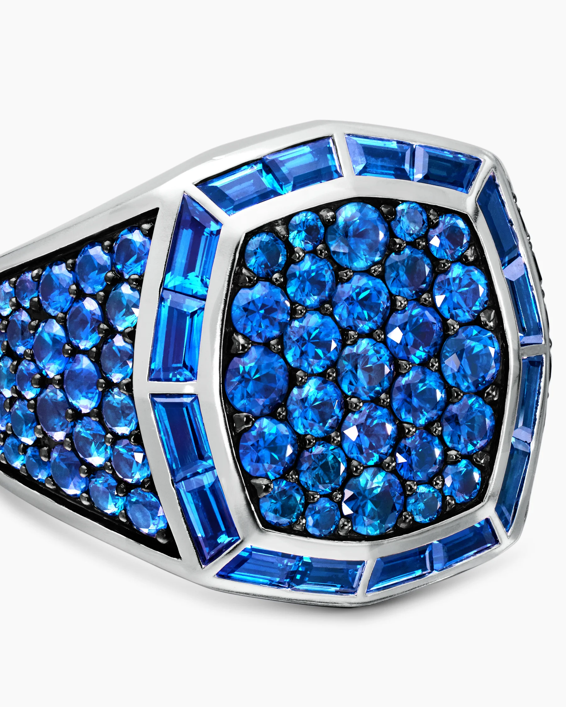Streamline® Signet Ring in 18K White Gold with Black Diamonds, 25mm 12 Streamline® Signet Ring in 18K White Gold with Black Diamonds, 25mm