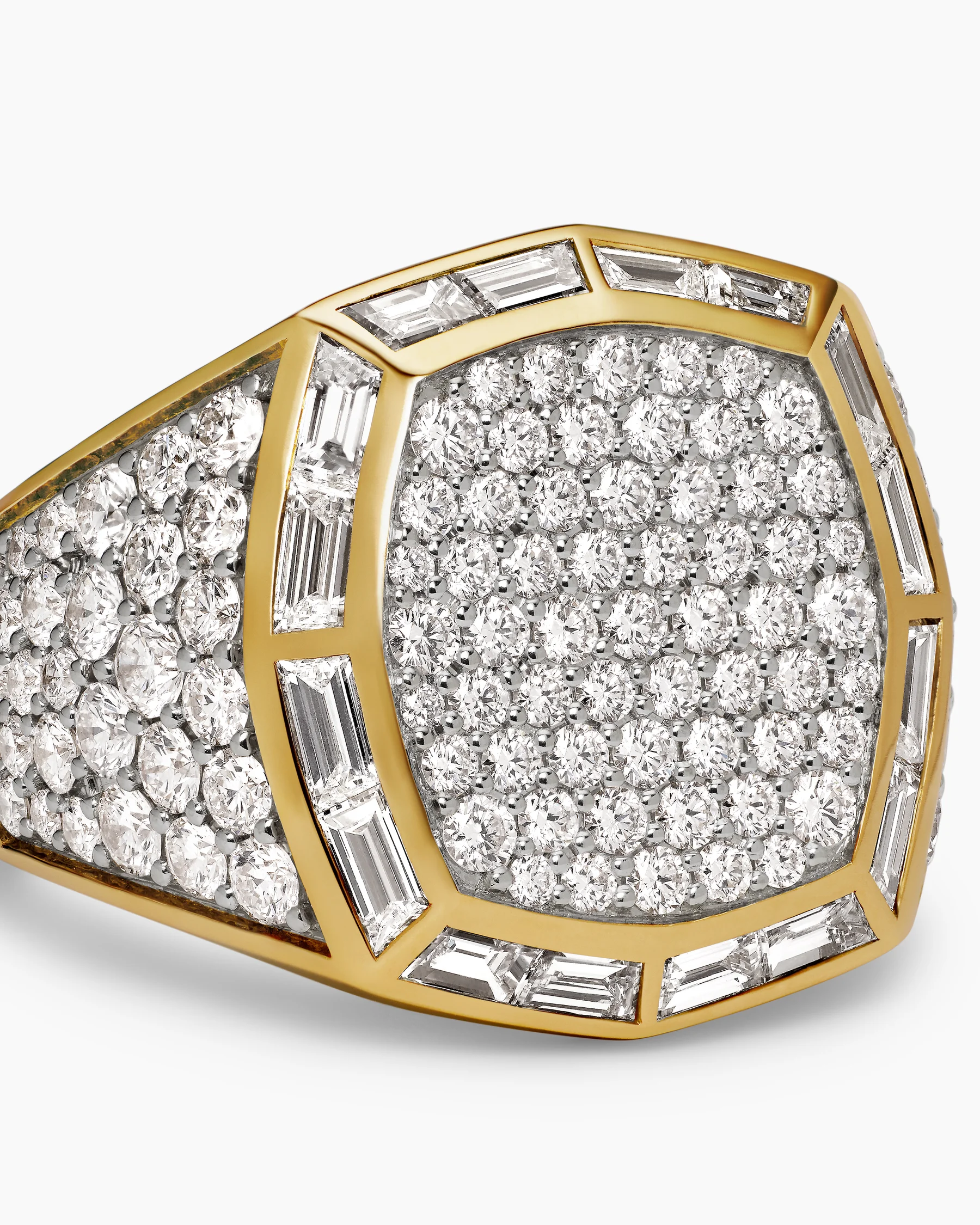 Streamline® Signet Ring in 18K White Gold with Black Diamonds, 25mm 19 Streamline® Signet Ring in 18K White Gold with Black Diamonds, 25mm